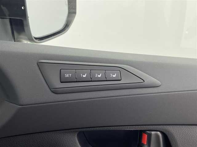 トヨタ アルファード S Cパッケージ 愛知県 2023(令5)年 2万km ホワイトパールクリスタルシャイン モデリスタエアロキット/　-フロント、サイド、リヤ、スポーツマフラー、シグネチャーイルミ/サンルーフ/純正１２．１型フリップダウンモニター/純正９型ナビ付ディスプレイオーディオ/　-BT/フルセグTV/USB/純正DVDデッキ/デジタルインナーミラー/ビルトインETC2.0/前後ドラレコ【ZDR015】/バックカメラ/純正18インチAW