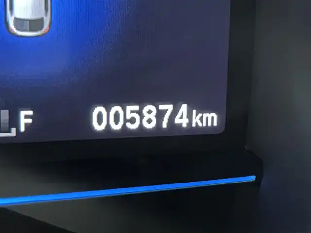 ホンダ シャトル ハイブリッド Z 大阪府 2017(平29)年 0.6万km クリスタルブラックパール 純正ナビ(フルセグ/DVD再生/Bluetooth) バックカメラ ETC クルコン パドルシフト シートヒーター オートライト スマートキー プッシュスタート ドラレコ ルーフレール
