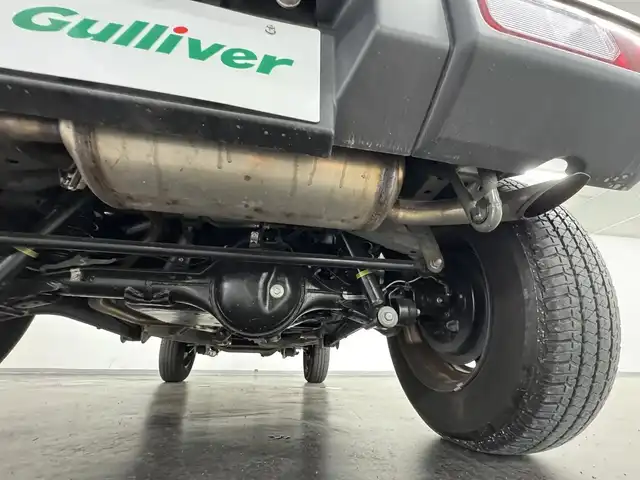 スズキ ジムニー XL 三重県 2020(令2)年 2.6万km ジャングルグリーン ガソリン・ターボ/パートタイム4WD 高低二段切替式（後輪駆動ベース）/フロア4AT/カロッツェリア『楽ナビ』（8インチ） AVIC-RL710/（CD/DVD/MSV/SD/FM/AM/TV/Bluetooth/iPod/USB/AUX）/バックカメラ/安全/・デュアルセンサーブレーキサポート/・車線逸脱警報機能/・ふらつき警報機能/・誤発進抑制機能/・標識認識機能（車両進入禁止、はみ出し通行禁止、最高速度）/・ブレーキLSDトラクションコントロール（4WD－L）/・頸部衝撃緩和フロントシート/・頭部衝撃軽減構造インテリア/装備/・シートヒーター（D/N）/・オートライト/・ハイビームアシスト/・オートエアコン/・ヒルディセントコントロール（HDC）/・プッシュスタート/・スマートキーx2/・電動格納ドアミラー/・パワーウインドウ/・パワーステアリング/・背面スペアタイヤ/・保/取/ナビ取/など