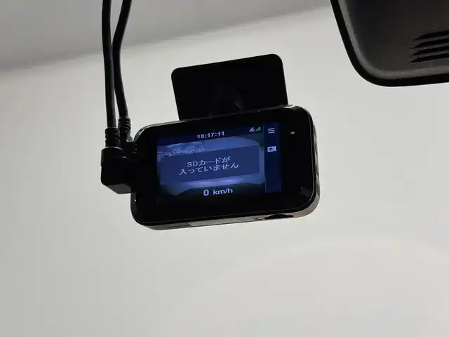 スズキ ジムニー XL 三重県 2020(令2)年 2.6万km ジャングルグリーン ガソリン・ターボ/パートタイム4WD 高低二段切替式（後輪駆動ベース）/フロア4AT/カロッツェリア『楽ナビ』（8インチ） AVIC-RL710/（CD/DVD/MSV/SD/FM/AM/TV/Bluetooth/iPod/USB/AUX）/バックカメラ/安全/・デュアルセンサーブレーキサポート/・車線逸脱警報機能/・ふらつき警報機能/・誤発進抑制機能/・標識認識機能（車両進入禁止、はみ出し通行禁止、最高速度）/・ブレーキLSDトラクションコントロール（4WD－L）/・頸部衝撃緩和フロントシート/・頭部衝撃軽減構造インテリア/装備/・シートヒーター（D/N）/・オートライト/・ハイビームアシスト/・オートエアコン/・ヒルディセントコントロール（HDC）/・プッシュスタート/・スマートキーx2/・電動格納ドアミラー/・パワーウインドウ/・パワーステアリング/・背面スペアタイヤ/・保/取/ナビ取/など