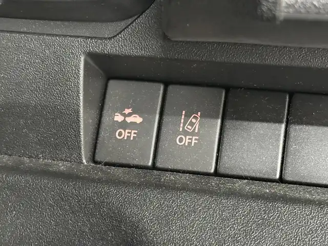 スズキ ジムニー XL 三重県 2020(令2)年 2.6万km ジャングルグリーン ガソリン・ターボ/パートタイム4WD 高低二段切替式（後輪駆動ベース）/フロア4AT/カロッツェリア『楽ナビ』（8インチ） AVIC-RL710/（CD/DVD/MSV/SD/FM/AM/TV/Bluetooth/iPod/USB/AUX）/バックカメラ/安全/・デュアルセンサーブレーキサポート/・車線逸脱警報機能/・ふらつき警報機能/・誤発進抑制機能/・標識認識機能（車両進入禁止、はみ出し通行禁止、最高速度）/・ブレーキLSDトラクションコントロール（4WD－L）/・頸部衝撃緩和フロントシート/・頭部衝撃軽減構造インテリア/装備/・シートヒーター（D/N）/・オートライト/・ハイビームアシスト/・オートエアコン/・ヒルディセントコントロール（HDC）/・プッシュスタート/・スマートキーx2/・電動格納ドアミラー/・パワーウインドウ/・パワーステアリング/・背面スペアタイヤ/・保/取/ナビ取/など