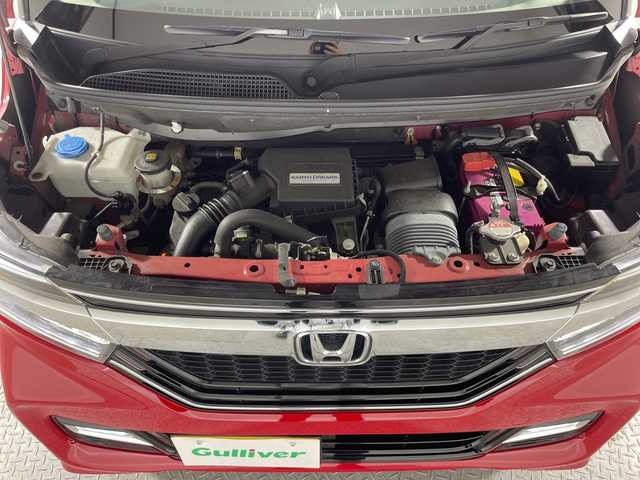 ホンダ Ｎ ＢＯＸ カスタム G L ターボ ホンダセンシング 神奈川県 2019(令1)年 1.1万km ミラノレッド ホンダセンシング/・急アクセル抑制機能/・近距離衝突軽減ブレーキ/・誤発進抑制機能/後方誤発進抑制機能/・衝突軽減ブレーキ/・歩行者事故低減ステアリング/・路外逸脱抑制機能/・渋滞追従機能付きアダプティブクルーズコントロール/・車線維持支援システム/・標識認識機能/・先行車発進お知らせ機能/・オートハイビーム/・パーキングセンサーシステム/ターボ/純正8インチナビ/・BT/フルセグTV/CD/DVD/AM/FM/バックカメラ/両側電動スライドドア/パドルシフト/革巻きステアリング/ステアリングスイッチ/ビルトインETC/ドライブレコーダー/ハーフレザーシート/シートリフター/LEDヘッドライト/オートライト/スマートキー/スペアキー/プッシュスタートボタン/純正アルミホイール/純正フロアマット