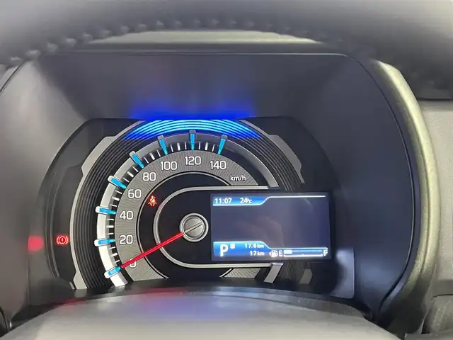 スズキ ハスラー タフワイルド 埼玉県 2025(令7)年 0.1万km未満 オフブルーメタリック/ブラック 2トーン 届出済未使用車　純正9インチナビ　全方位モニター　シートヒーター　スズキセーフティサポート　レーダークルーズコントロール　LEDヘッドライト　プッシュスタート　スマートキー　純正アルミホイール