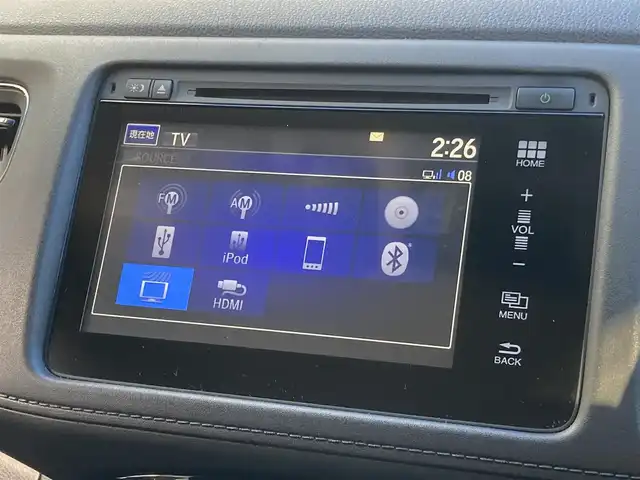 ホンダ ヴェゼル X 長崎県 2015(平27)年 15.3万km ホワイトオーキッドパール 衝突被害軽減ブレーキ/メーカーOPナビ/・Bluetooth接続/・フルセグTV/・DVD再生/バックカメラ/ビルトインETC/クルーズコントロール/革巻きステアリング/ステアリングスイッチ/電子パーキング/オートホールド機能/ECON/ISOFIX/LEDオートヘッドライト/USB接続/HDIM接続