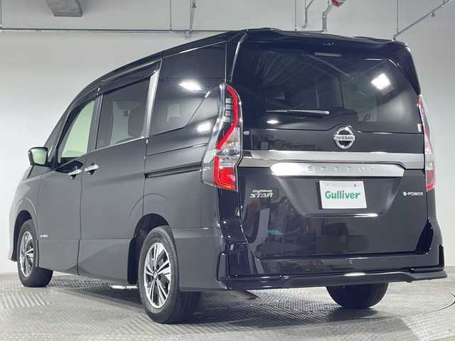 日産 セレナ e－パワー ハイウェイスター V 神奈川県 2022(令4)年 3.6万km ダイヤモンドブラック プロパイロット/純正10型ナビ/・BT/フルセグTV/CD/DVD/BD/SD/AM/FM/MUSICSTORE/アラウンドビューモニター/インテリジェントルームミラー/BSM/両側電動スライドドア/ビルトインETC/ドライブレコーダー/革巻きステアリング/ステアリングスイッチ/Autoライト/パーソナルテーブル/2列目USBソケット/電動サイドブレーキ/オートブレーキホールド/インテリジェントキー/プッシュスタートボタン/DRIVEモード/フロントソナー/アダプティブLED/フォグランプ/純正アルミホイール/純正ドアバイザー/純正フロアマット