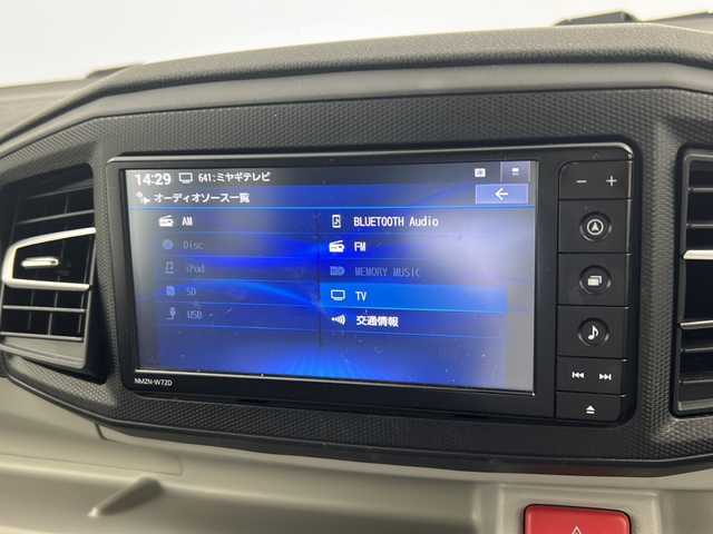 ダイハツ ミラ イース X SAⅢ 宮城県 2022(令4)年 3.3万km シャイニングホワイトパール 禁煙車/スマートアシストIII/・衝突軽減ブレーキ/・レーンキープアシスト/・オートハイビーム/・前後コーナーセンサー/純正SDナビ/・CD.DVD.SD.BT.USB/フルセグTV/バックモニター/LEDヘッドライト/ETC/純正ドライブレコーダー（F）/リモコンキー/アイドリングストップ/横滑り防止装置/純正フロアマット