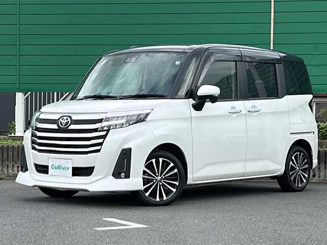 トヨタ ルーミー カスタムG－T 茨城県 2022(令4)年 3.4万km ブラックマイカメタリック/パールホワイト2トーン 純正7インチナビ（AM/FM/Bluetooth/CD/DVD/フルセグTV）/バックカメラ/純正ビルトインETC/スマートキー/クルーズコントロール/アイドリングストップ/前後ドライブレコーダー/純正フロアマット/両側パワースライドドア/純正15インチアルミホイール/前後コーナーセンサー/横滑り防止装置/盗難防止装置/衝突被害軽減システム/フロントフォグランプ/スマートアシスト機能