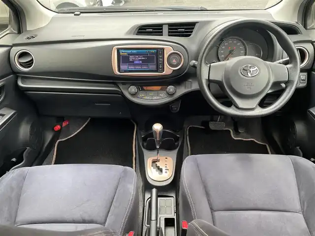 トヨタ ヴィッツ F シエル 静岡県 2013(平25)年 9.6万km ボルドーマイカメタリック ワンオーナー/社外HDDナビ/フルセグTV/DVD/CD/SD/MSV/BT/バックカメラ/スマートキー/ETC/保証書/取扱説明書/H28/30/R2/4/5点検記録簿有