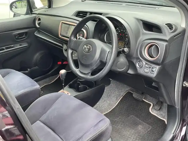 トヨタ ヴィッツ F シエル 静岡県 2013(平25)年 9.6万km ボルドーマイカメタリック ワンオーナー/社外HDDナビ/フルセグTV/DVD/CD/SD/MSV/BT/バックカメラ/スマートキー/ETC/保証書/取扱説明書/H28/30/R2/4/5点検記録簿有
