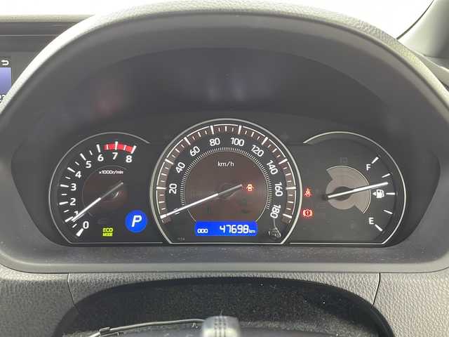 トヨタ エスクァイア Gi 愛知県 2017(平29)年 4.8万km スパークリングブラックパールクリスタルシャイン /禁煙車//純正メモリナビ【NSZT-W66T】//フルセグTV・Bluetooth//バックカメラ//ビルトインETC//前後ドライブレコーダー【ZDR 035】//後席モニター【V12T-R66C】//デュアルパワースライドドア//純正15インチアルミホイール//合成皮革シート//運転席・助手席快適温熱シート//Toyota Safety Sense//プリクラッシュセーフティ//レーンディパーチャーアラート//オートマチックハイビーム//クルーズコントロール//アイドリングストップ//先行車発進告知//ヒルスタートアシスト//ドライブスタートコントロール//横滑り防止//イモビライザー//LEDヘッドライト//オートライト//電動格納ミラーウィンカー//純正バイザー//革巻きステアリング//ステアリングスイッチ//プッシュスタート//純正フロアマット//後席サンシェード//助手席アッパーボックス//スペアキー1本//保証書//取扱説明書・ナビ説明書
