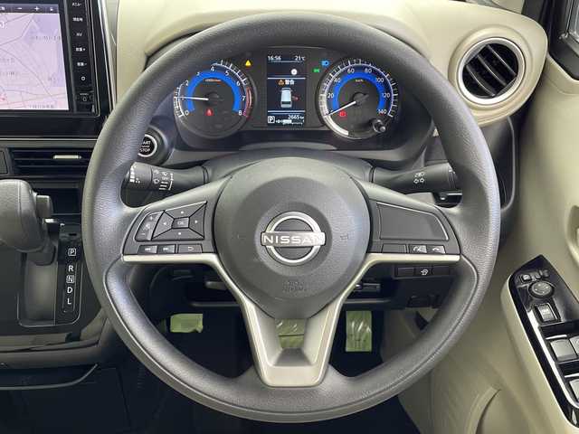 日産 デイズ X 愛知県 2024(令6)年 0.3万km ブラック 純正9型ディスプレイオーディオ/（TV/Bluetooth）/インテリジェントアラウンドビューモニター/前側ドライブレコーダー/エマージェンシーブレーキ/エマージェンシーストップシグナル/車線逸脱警報/先行車発進お知らせ/ヘッドライトレベライザー/LEDヘッドライト/インテリジェントオートライトシステム/オートハイビーム/アイドリングストップ/フロント＆バックソナー/プッシュスタート/ETC