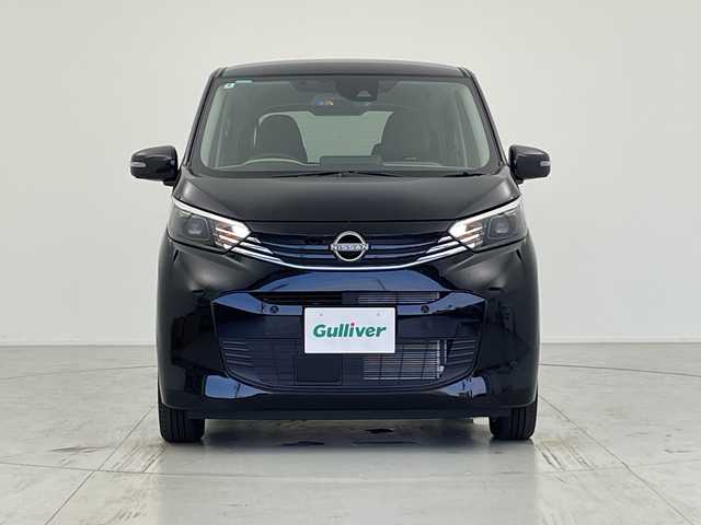 日産 デイズ X 愛知県 2024(令6)年 0.3万km ブラック 純正9型ディスプレイオーディオ/（TV/Bluetooth）/インテリジェントアラウンドビューモニター/前側ドライブレコーダー/エマージェンシーブレーキ/エマージェンシーストップシグナル/車線逸脱警報/先行車発進お知らせ/ヘッドライトレベライザー/LEDヘッドライト/インテリジェントオートライトシステム/オートハイビーム/アイドリングストップ/フロント＆バックソナー/プッシュスタート/ETC