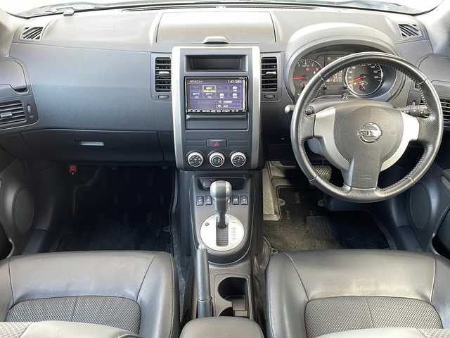 日産 エクストレイル 20X 岐阜県 2011(平23)年 9.8万km ブリリアントホワイトパール /ワンオーナー//純正7インチHDDナビ/(CD/DVD/USB/AM/FM/ワンセグTV/BT)//4WD//バックカメラ//レザーシート//オートライト//全席シートヒーター//純正フロアマット//純正ドアバイザー//純正17インチアルミホイール//スペアキー×1//ETC