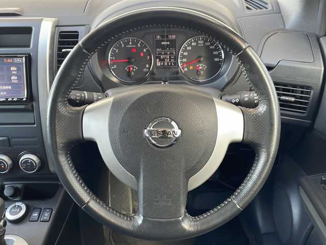 日産 エクストレイル 20X 岐阜県 2011(平23)年 9.8万km ブリリアントホワイトパール /ワンオーナー//純正7インチHDDナビ/(CD/DVD/USB/AM/FM/ワンセグTV/BT)//4WD//バックカメラ//レザーシート//オートライト//全席シートヒーター//純正フロアマット//純正ドアバイザー//純正17インチアルミホイール//スペアキー×1//ETC