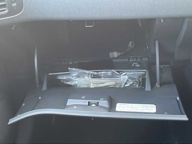 日産 エクストレイル 20X 岐阜県 2011(平23)年 9.8万km ブリリアントホワイトパール /ワンオーナー//純正7インチHDDナビ/(CD/DVD/USB/AM/FM/ワンセグTV/BT)//4WD//バックカメラ//レザーシート//オートライト//全席シートヒーター//純正フロアマット//純正ドアバイザー//純正17インチアルミホイール//スペアキー×1//ETC