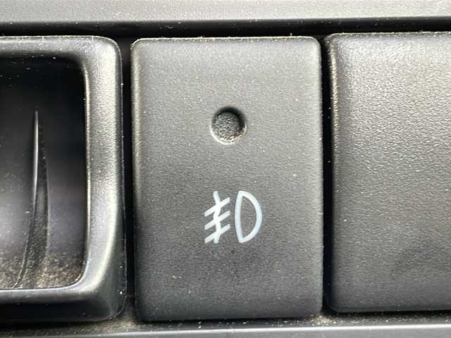 スズキ ジムニー クロスアドベンチャー XC 道北・旭川 2012(平24)年 10.2万km パールメタリックカシミールブルー /禁煙車//社外オーディオ//ＵＳＢ・ＡＵＸ//ハーフレザーシート//Ｄ席シートヒーター//ミラーヒーター//ヘッドライトレベライザー//フォグライト//スペアキー//ＥＴＣ//保証書