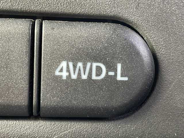 スズキ ジムニー クロスアドベンチャー XC 道北・旭川 2012(平24)年 10.2万km パールメタリックカシミールブルー /禁煙車//社外オーディオ//ＵＳＢ・ＡＵＸ//ハーフレザーシート//Ｄ席シートヒーター//ミラーヒーター//ヘッドライトレベライザー//フォグライト//スペアキー//ＥＴＣ//保証書