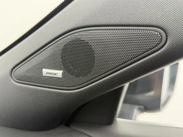 三菱 アウトランダー ＰＨＥＶ P 愛知県 2022(令4)年 3.4万km ブラックダイヤモンド 4WD/e-Assist/オートマチックハイビーム/衝突被害軽減ブレーキ/車線逸脱警報システム/ふらつき警報/BSW/マイパイロット/レーダークルーズコントロール/車線維持支援機能/純正12.3インチナビ/フルセグTV/Bluetooth/BOSEサウンド/マルチアラウンドモニター/ドライブレコーダー/ビルトインETC2.0/革巻きステアリング/ステアリングリモコン/パドルシフト/レザーシート/前席シートヒーター/前席パワーシート/AC100V/パワーバックドア/純正LEDヘッドライト/フォグランプ/社外フロントスポイラー/社外20インチアルミホイール/取扱説明書/スペアキー