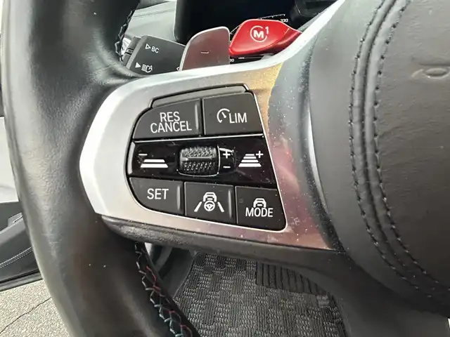ＢＭＷ Ｍ８ クーペ コンペティション 静岡県 2022(令4)年 2.3万km サファイアブラックP 左ハンドル/法人ワンオーナー車/V型8気筒DOHCガソリンエンジン/カーボンファイバー製ルーフ/インテリジェントセーフティ/BMWライブコックピット/・12.3インチマルチディスプレイメーターパネル/・10.25インチワイドコントロ―ディスプレイ（タッチパネル機能付）/フルセグTV/AM/FM/ETC（ルームミラー内蔵DSRC車載器）/ドライビングアシストプロフェッショナル/・アクティブクルーズコントロール（ストップ＆ゴー機能付）/・クロストラフィック（フロント&リヤ）/・レーンコントロールアシスト/パーキングアシストプラス/・リバースアシスト（後退時ステアリングアシスト機能）/Mスポーツシート/・D/N席メモリー機能/・バックレスト幅調節機能/前席ベンチレーション＆シートヒーター/フルレザーメリノ/アルカンタラコンビシート/カーテンヘッドエアバッグ（フロント＆リヤ）/LEDコーナリングライト/レインセンサー/オートライト/リヤフォグランプ/ハイビームアシスタント/ヘッドアップディスプレイ/コンフォートアクセス/APPLECARPLAY/Mリヤスポイラー/バイカラー20AW/カラーコード475