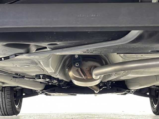 スズキ ハスラー Jスタイル 宮城県 2021(令3)年 3.1万km シフォンアイボリーメタリック/ガンメタリック2トーン 禁煙車/スズキセーフティサポート/・デュアルカメラブレーキサポート/・車線逸脱警報システム/・オートハイビームアシスト/社外7型ナビ/・CD.DVD.BT.SD/フルセグTV/ドライブレコーダー/LEDヘッドライト/LEDフォグライト/前席シートヒーター/革巻きステアリング/ステアリングスイッチ/ETC/社外フロアマット/純正15インチアルミホイール/プッシュスタート/スマートキー/横滑り防止装置