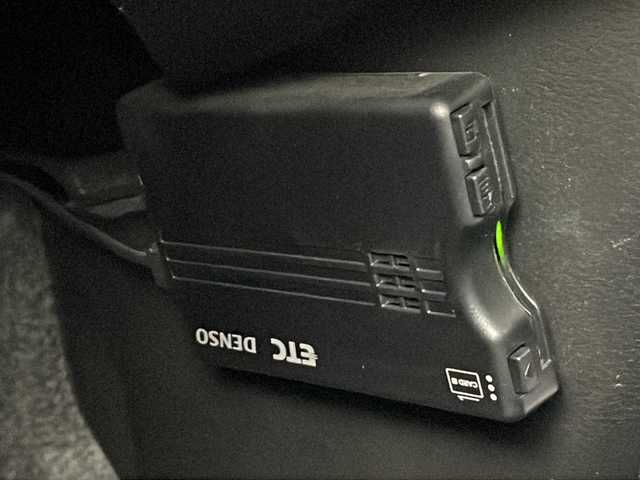 スズキ ハスラー Jスタイル 宮城県 2021(令3)年 3.1万km シフォンアイボリーメタリック/ガンメタリック2トーン 禁煙車/スズキセーフティサポート/・デュアルカメラブレーキサポート/・車線逸脱警報システム/・オートハイビームアシスト/社外7型ナビ/・CD.DVD.BT.SD/フルセグTV/ドライブレコーダー/LEDヘッドライト/LEDフォグライト/前席シートヒーター/革巻きステアリング/ステアリングスイッチ/ETC/社外フロアマット/純正15インチアルミホイール/プッシュスタート/スマートキー/横滑り防止装置