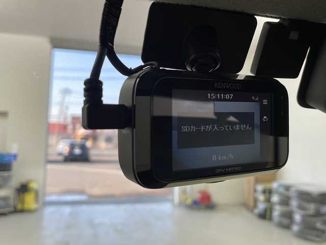 スズキ ハスラー Jスタイル 宮城県 2021(令3)年 3.1万km シフォンアイボリーメタリック/ガンメタリック2トーン 禁煙車/スズキセーフティサポート/・デュアルカメラブレーキサポート/・車線逸脱警報システム/・オートハイビームアシスト/社外7型ナビ/・CD.DVD.BT.SD/フルセグTV/ドライブレコーダー/LEDヘッドライト/LEDフォグライト/前席シートヒーター/革巻きステアリング/ステアリングスイッチ/ETC/社外フロアマット/純正15インチアルミホイール/プッシュスタート/スマートキー/横滑り防止装置