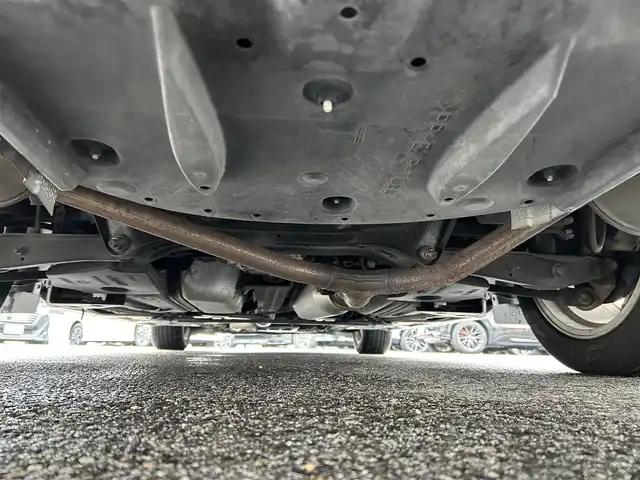 トヨタ クラウン ハイブリッド アスリートG 滋賀県 2013(平25)年 14.9万km ホワイトパールクリスタルシャイン 純正メーカーナビ/　【AM・FM/Bluetooth/DISC/USB】/バックカメラ/クルーズコントロール/横滑り防止システム/クリアランスソナー/ドライブレコーダー/パワーシートD/N/エアベンチレーションD/N/ステアリングヒーター/ステアリングスイッチ/ハンズフリーフォン/プッシュスタート/スマートキー/スペアキー/純正フロアマット/純正ドアバイザー/電動格納ミラー/EV MODE/テレビキャンセラー/フロントフォグ