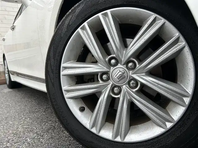 トヨタ クラウン ハイブリッド アスリートG 滋賀県 2013(平25)年 14.9万km ホワイトパールクリスタルシャイン 純正メーカーナビ/　【AM・FM/Bluetooth/DISC/USB】/バックカメラ/クルーズコントロール/横滑り防止システム/クリアランスソナー/ドライブレコーダー/パワーシートD/N/エアベンチレーションD/N/ステアリングヒーター/ステアリングスイッチ/ハンズフリーフォン/プッシュスタート/スマートキー/スペアキー/純正フロアマット/純正ドアバイザー/電動格納ミラー/EV MODE/テレビキャンセラー/フロントフォグ