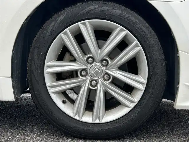 トヨタ クラウン ハイブリッド アスリートG 滋賀県 2013(平25)年 14.9万km ホワイトパールクリスタルシャイン 純正メーカーナビ/　【AM・FM/Bluetooth/DISC/USB】/バックカメラ/クルーズコントロール/横滑り防止システム/クリアランスソナー/ドライブレコーダー/パワーシートD/N/エアベンチレーションD/N/ステアリングヒーター/ステアリングスイッチ/ハンズフリーフォン/プッシュスタート/スマートキー/スペアキー/純正フロアマット/純正ドアバイザー/電動格納ミラー/EV MODE/テレビキャンセラー/フロントフォグ