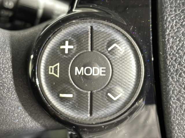 トヨタ アクア S スタイルブラック 沖縄県 2016(平28)年 8.3万km ディープアメジストマイカメタリック 県外仕入れ/禁煙車/純正7インチナビ（NSZT-W66T）/（フルセグ/CD/DVD/BT）/バックカメラ/衝突被害軽減ブレーキ/車線逸脱警報/オートライト/オートハイビーム/社外15インチアルミホイール/社外フロアマット/プッシュスタート/スマートキー/ドアバイザー