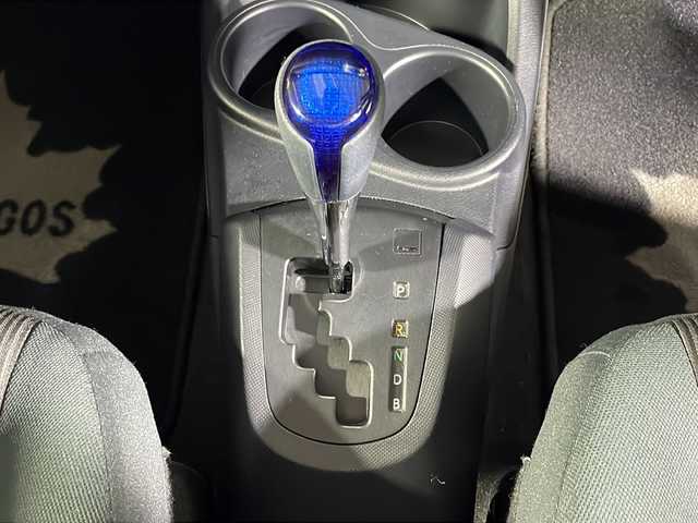 トヨタ アクア S スタイルブラック 沖縄県 2016(平28)年 8.3万km ディープアメジストマイカメタリック 県外仕入れ/禁煙車/純正7インチナビ（NSZT-W66T）/（フルセグ/CD/DVD/BT）/バックカメラ/衝突被害軽減ブレーキ/車線逸脱警報/オートライト/オートハイビーム/社外15インチアルミホイール/社外フロアマット/プッシュスタート/スマートキー/ドアバイザー