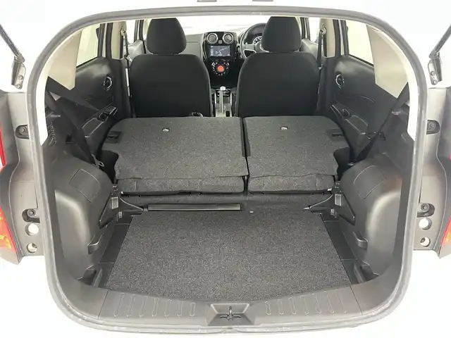 日産 ノート e－パワー B 福島県 2020(令2)年 2.3万km ホワイト エマージェンシーブレーキ/車線逸脱防止/踏み間違い防止/オートハイビーム/コーナーセンサー（前後）/社外7型ナビ/・BT.CD/DVD.SD/バックカメラ/ETC/ドライブレコーダー（前後）/プッシュスタート/純正フロアマット/ドアバイザー/電動格納ミラー