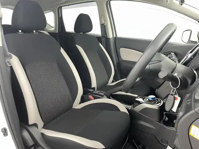 日産 ノート e－パワー B 福島県 2020(令2)年 2.3万km ホワイト エマージェンシーブレーキ/車線逸脱防止/踏み間違い防止/オートハイビーム/コーナーセンサー（前後）/社外7型ナビ/・BT.CD/DVD.SD/バックカメラ/ETC/ドライブレコーダー（前後）/プッシュスタート/純正フロアマット/ドアバイザー/電動格納ミラー