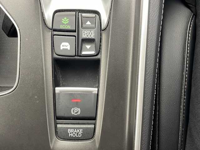 ホンダ アコード EX 茨城県 2020(令2)年 4.4万km プラチナホワイトパール メモリナビ/・バックカメラ/・Bluetooth/・フルセグTV/・AppleCarPlay/追従型クルーズコントロール/ビルドインETC/パワーシート（D+N席）/シートヒーター（D+N席）/サンルーフ/純正フロアマット/社外アルミホイール（Weds）/スペアキー/横滑り防止機能/レーンキープアシスト/衝突被害軽減システム/カーテンエアバッグ/LEDヘッドライト