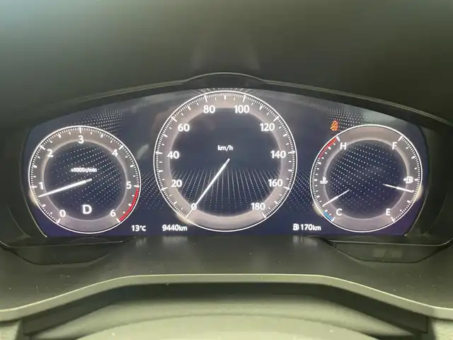 マツダ ＣＸ－６０ XD エクスクルーシブモード 鹿児島県 2023(令5)年 1万km ロジウムホワイトプレミアムメタリック 禁煙車　/マツダコネクトナビ/(フルセグTV/Bluetooth/AppleCarPlay/androidAuto)/アラウンドビューモニター/BOSEサウンド/全席シートヒーター/前席ベンチレーション/前席パワーシート/ステアリングヒーター/パノラマサンルーフ/前後ドライブレコーダー/オートマチックハイビーム/置くだけ充電/ETC/電動パーキングブレーキ/純正アルミホイール　/LEDヘッドライト