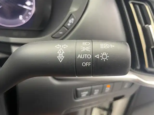 マツダ ＣＸ－６０ XD エクスクルーシブモード 鹿児島県 2023(令5)年 1万km ロジウムホワイトプレミアムメタリック 禁煙車　/マツダコネクトナビ/(フルセグTV/Bluetooth/AppleCarPlay/androidAuto)/アラウンドビューモニター/BOSEサウンド/全席シートヒーター/前席ベンチレーション/前席パワーシート/ステアリングヒーター/パノラマサンルーフ/前後ドライブレコーダー/オートマチックハイビーム/置くだけ充電/ETC/電動パーキングブレーキ/純正アルミホイール　/LEDヘッドライト