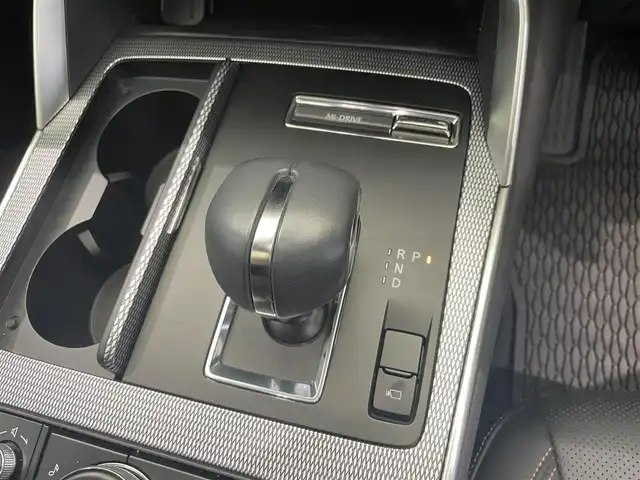 マツダ ＣＸ－６０ XD エクスクルーシブモード 鹿児島県 2023(令5)年 1万km ロジウムホワイトプレミアムメタリック 禁煙車　/マツダコネクトナビ/(フルセグTV/Bluetooth/AppleCarPlay/androidAuto)/アラウンドビューモニター/BOSEサウンド/全席シートヒーター/前席ベンチレーション/前席パワーシート/ステアリングヒーター/パノラマサンルーフ/前後ドライブレコーダー/オートマチックハイビーム/置くだけ充電/ETC/電動パーキングブレーキ/純正アルミホイール　/LEDヘッドライト