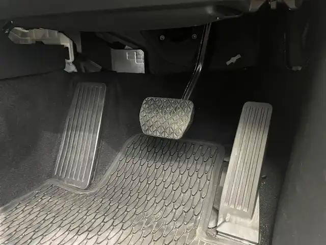 マツダ ＣＸ－６０ XD エクスクルーシブモード 鹿児島県 2023(令5)年 1万km ロジウムホワイトプレミアムメタリック 禁煙車　/マツダコネクトナビ/(フルセグTV/Bluetooth/AppleCarPlay/androidAuto)/アラウンドビューモニター/BOSEサウンド/全席シートヒーター/前席ベンチレーション/前席パワーシート/ステアリングヒーター/パノラマサンルーフ/前後ドライブレコーダー/オートマチックハイビーム/置くだけ充電/ETC/電動パーキングブレーキ/純正アルミホイール　/LEDヘッドライト