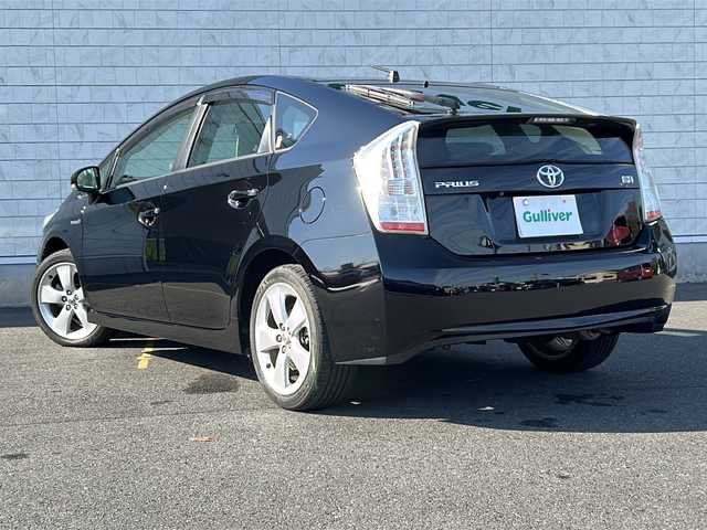 トヨタ プリウス S ツーリングセレクション 茨城県 2011(平23)年 5万km ブラック 社外ナビ　フルセグ/CD/DVD/BT/バックカメラ/ビルトインETC/オートライト/フォグランプ/純正フロアマット
