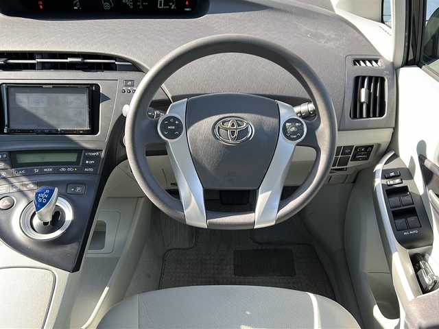 トヨタ プリウス S ツーリングセレクション 茨城県 2011(平23)年 5万km ブラック 社外ナビ　フルセグ/CD/DVD/BT/バックカメラ/ビルトインETC/オートライト/フォグランプ/純正フロアマット