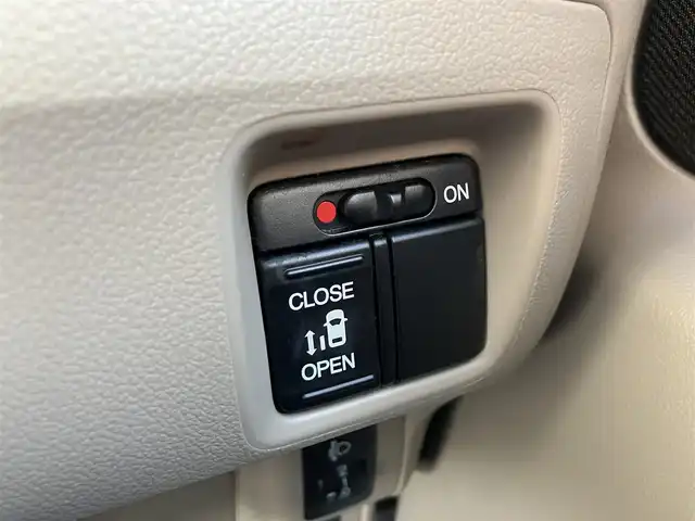 ホンダ Ｎ ＢＯＸ G Lパッケージ 三重県 2015(平27)年 7.4万km プレミアムブロンズパール ♪ワンオーナー/♪ルーフ白/♪社外ナビ・ワンセグ/♪パワースライドドア/♪スマートキー×２/♪プッシュスタート/♪アイドリングストップ/♪純正14インチAW/♪オートリトラクタブルミラー/♪ベンチシート/♪ステアリングスイッチ/♪プライバシーガラス/♪ドアバイザー/♪フロアマット/♪ヘッドライトレベライザー/♪横滑り防止装置