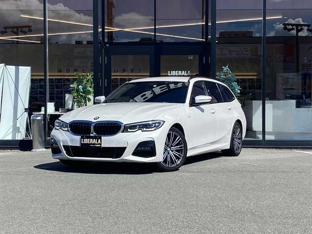 ＢＭＷ ＢＭＷ ３２０ｉ ツーリング Mスポーツ 福岡県 2021(令3)年 3.8万km 白 ・ワンオーナー/・アダプティブクルーズコントロール/・純正ナビ/USB/BT/・全方位カメラ/・半革シート/ヒートシーター/・ドライブレコーダー/・ETC/・純正18インチAW/・LEDヘッドランプ/・パドルシフト/・スペアキー/・電動リアゲート/・前後コーナーセンサー/・レーンキープアシスト/・プッシュスタート