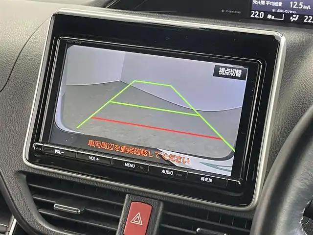 トヨタ エスクァイア ハイブリッド Gi 埼玉県 2017(平29)年 5.5万km ブラック 純正９インチナビ　純正フリップダウンモニター　セーフティセンス　両側パワースライドドア　クルーズコントロール　シートヒーター　純正エアロ　地デジフルセグ　ＬＥＤライト　ドラレコ　スマートキー