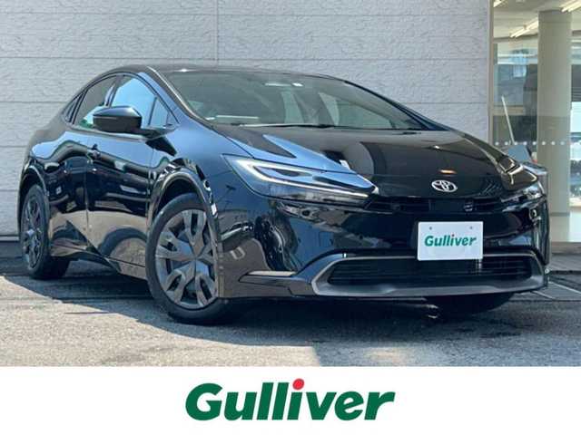 トヨタ プリウス Z 兵庫県 2023(令5)年 3.4万km アティチュードブラックマイカ 登録時走行距離：33269km/メーカー純正ナビ/　BT フルセグTV/全方位カメラ/プリクラッシュセーフティシステム/レーンキープアシスト/レーダークルーズコントロール/ブラインドスポットモニター/プロアクティブドライビングアシスト/クリアランスソナー/リアクロストラフィックアラート/リアカメラディテクション/パーキングサポートブレーキ/ロードサインアシスト/LEDヘッドライト/オートライト/オートハイビーム/レベライザヘッドライト/ブラックレザーシート/シートヒーター/エアシート/パワーシート/シートメモリ/ビルトインETC2.0/デジタルインナーミラー/100V充電/置くだけ充電/横滑り防止装置/純正フロアマット/革巻きステアリング/ステアリングスイッチ/ステアリングヒーター/プッシュスタート/スマートキー