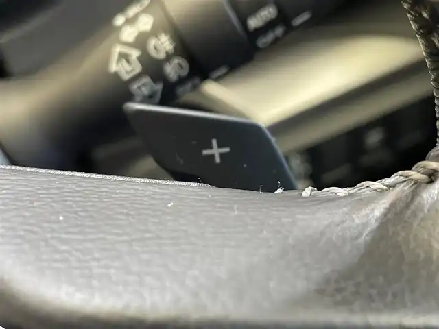 スバル フォレスター ハイブリッド ツーリング 岩手県 2021(令3)年 10.7万km アイスシルバーメタリック ４WD/アイサイトツーリングアシスト/全車速追従機能付きクルーズコントロール/アクティブレーンキープ/プリクラッシュブレーキ/AT誤発進抑制制御/先行車発進告知機能/コーナーセンサー/後退時ブレーキサポート/X-MODE/ヒルディセントコントロール/SI-DRIVE/ステアリング連動ヘッドランプ/オートビークルホールド/横滑り防止装置/パドルシフト/前席シートヒーター/社外ナビ/バック・サイドモニター/ETC/LEDヘッドランプ/フロント・リヤフォグランプ/社外17インチアルミホイール
