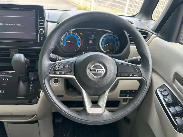 日産 ルークス X 宮城県 2021(令3)年 4.1万km ホワイトパール 【地図SD未着の為動作確認未済み】/快適パックA/　・プラズマクラスター付きリヤシーリングファン/　・パーソナルテーブル/　・USBソケット(助手席シート裏)/　・リア席ロールサンシェード/　・撥水加工シート/ハンズフリーパワースライドドア（運転席側）/＝＝＝/ワンオーナー車/インテリジェントエマージェンシーブレーキ/踏み間違い衝突防止アシスト/インテリジェントLI（車線逸脱防止支援システム）/LDW（車線逸脱警報）/インテリジェントFCW（前方衝突予測警報）/インテリジェントDA（ふらつき警報）/標識検知機能/前後コーナーセンサー/純正9インチSDナビ/フルセグテレビ/　・CD/DVD/Bluetooth/iPod/　　　　　　USB/SD/AUX/AM/FM/インテリジェントアラウンドビューモニター/純正ドライブレコーダー【前方:HD-5D】/両側パワースライドドア/ハンズフリーオートスライドドア/ハイビームアシスト/オートライト/プッシュスタートボタン/スペアキー×1/ドアバイザー/フロアマット/電動格納ウィンカーミラー