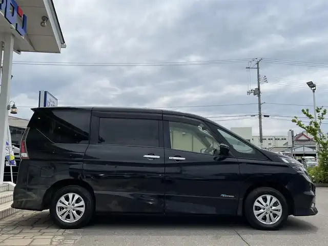 日産 セレナ ハイウェイスター 秋田県 2016(平28)年 12.9万km ダイヤモンドブラック (株)IDOMが運営する【じしゃロン 秋田店】の自社ローン専用車両になります。こちらは現金またはオートローンご利用時の価格です。自社ローンご希望の方は別途その旨お申付け下さい/４WD/純正ナビ/フルセグテレビ/バックカメラ/ETC/エマージェンシーブレーキ/両側パワースライドドア