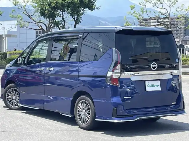 日産 セレナ オーテック セーフティパッケージ 長野県 2020(令2)年 4.6万km 青 純正ナビ（FM/AM、CD、DVD、BL、USB、BT、AUX/NISSANCONECT）/バックカ、全方位カメラ/フルセグテレビ、/パーキングアシスト/ETC/ステアリングヒーター/ブラインドスポットモニター/フルエアロ/前後ドライブレコーダー/前後コーナーセンサー/両側パワースライドドア/前席シートヒーター/横滑り防止装置/盗難防止装置/衝突軽減システム/ダブルサイドエアバック/カーテンエアバック/純正フロアマット/LEDオートライト/エンジンスターター/スペアキー（１本）/社外１６AW/革ステアリング/保証書、取扱説明書