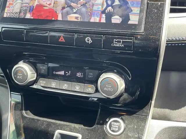 日産 セレナ オーテック セーフティパッケージ 長野県 2020(令2)年 4.6万km 青 純正ナビ（FM/AM、CD、DVD、BL、USB、BT、AUX/NISSANCONECT）/バックカ、全方位カメラ/フルセグテレビ、/パーキングアシスト/ETC/ステアリングヒーター/ブラインドスポットモニター/フルエアロ/前後ドライブレコーダー/前後コーナーセンサー/両側パワースライドドア/前席シートヒーター/横滑り防止装置/盗難防止装置/衝突軽減システム/ダブルサイドエアバック/カーテンエアバック/純正フロアマット/LEDオートライト/エンジンスターター/スペアキー（１本）/社外１６AW/革ステアリング/保証書、取扱説明書