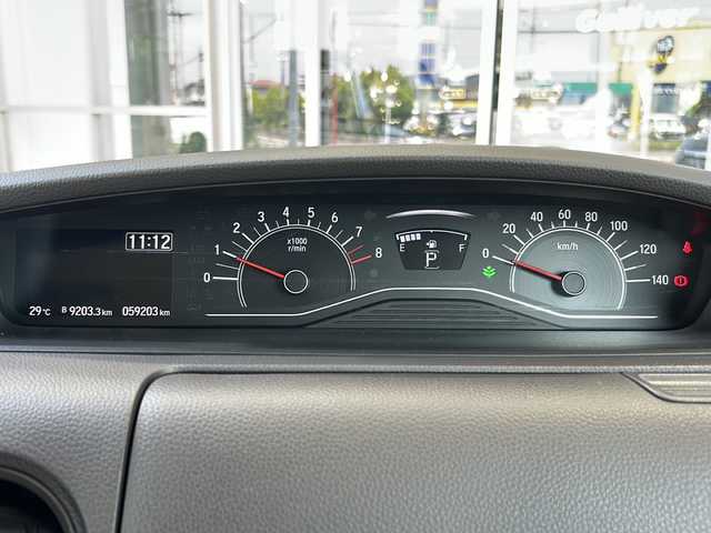 ホンダ Ｎ ＢＯＸ G ホンダセンシング 静岡県 2018(平30)年 6万km プラチナホワイトパール 社外メモリナビ/・CD/・DVD/・ワンセグTV/・Bluetooth/・AM/・FM/主要装備/・ホンダセンシング/・衝突軽減/・ACC/・レーンキープ/・バックカメラ/・ETC/・ドラレコ/・ステアリングスイッチ/・LEDヘッドライト/・オートライト/・スマートキー/・プッシュスタート